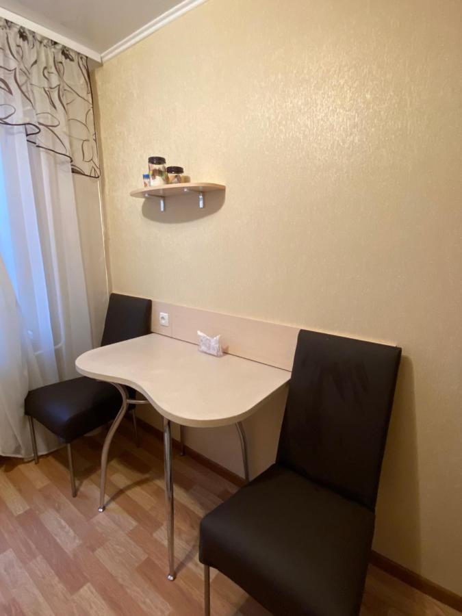 2 Комнатная Квартира, До 6 Спальных Мест Kryvyj Rih Eksteriør billede